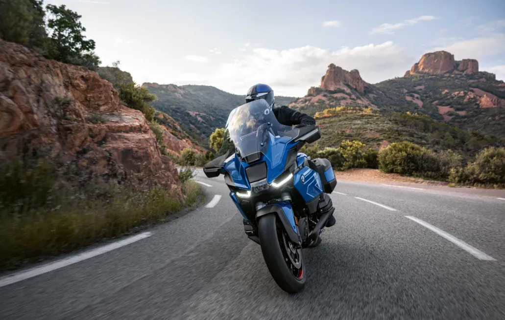 Kejutan dari Bavaria: Mengapa BMW R 1300 RT Adalah Ancaman Nyata Bagi Takhta Honda Gold Wing