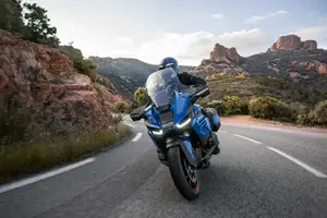 Kejutan dari Bavaria: Mengapa BMW R 1300 RT Adalah Ancaman Nyata Bagi Takhta Honda Gold Wing